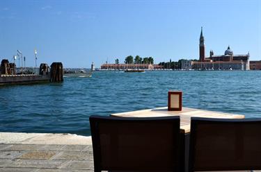 We explore Venice, DSE_8018_b_H490